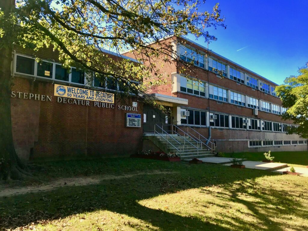 Decatur, Stephen Elementary School